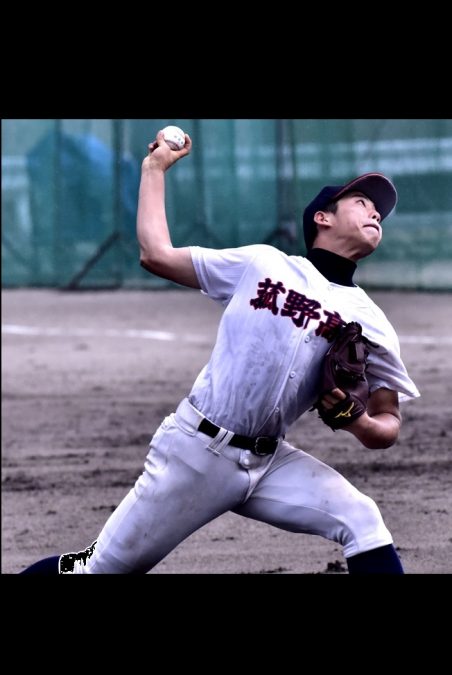 三重.・菰野高が生んだ豪腕・強打の新たな才能 岡林 飛翔（菰野