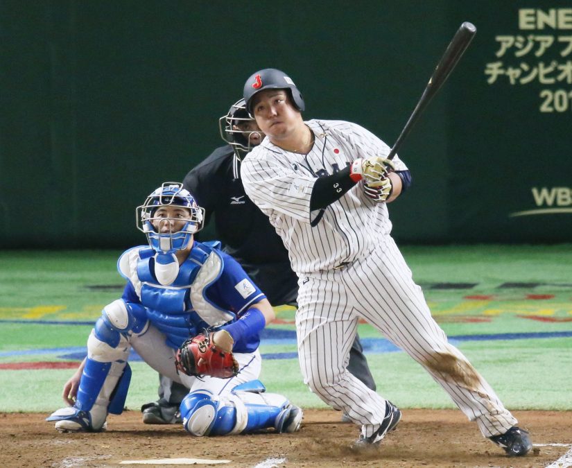 山川選手　侍ジャパン　支給品　ハーフパンツ 2017111600911-825x675.jpg