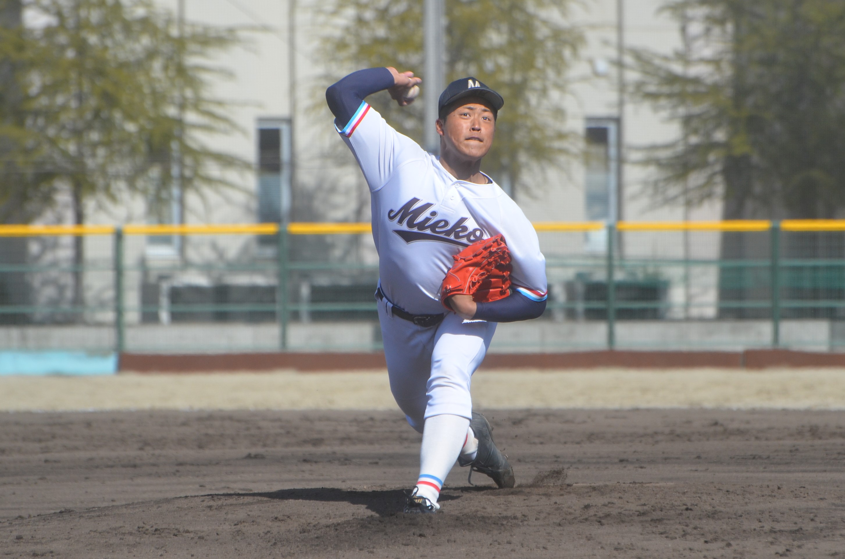 センバツ甲子園18 剛球うなる最速145キロ右腕 定本拓真 三重 高校野球 Baseball Gate