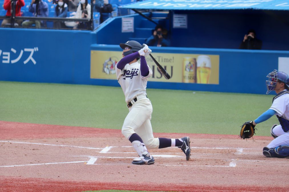 1年生・瀬千皓の初打席初本塁打などで明大が東大に大勝【4/16 春季東京