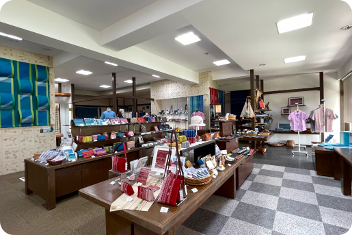 株式会社あざみ屋 那覇店 （みんさー工芸館）