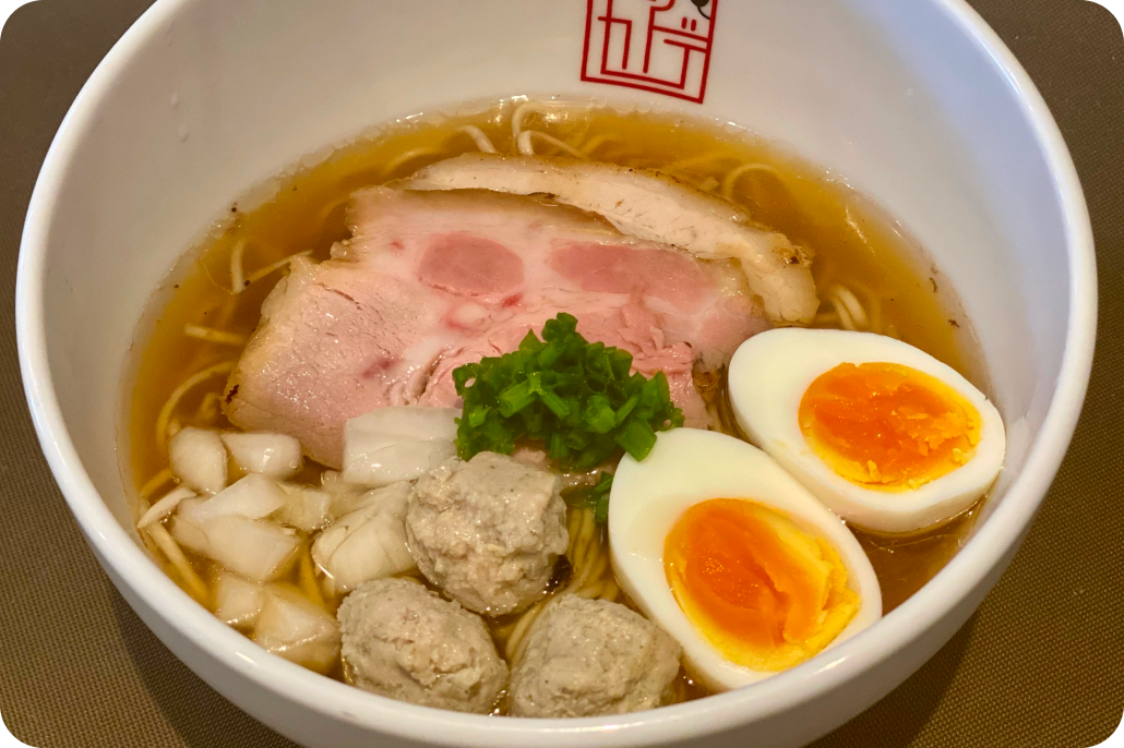 石垣中華そば　ウシのカドデ